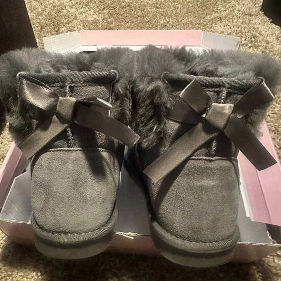 Gray Lambskin Boots - Picture 6 of 7